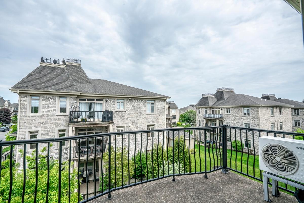 Balcon spacieux avec vue dégagée
