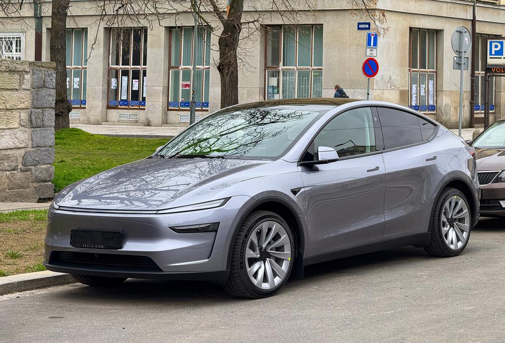 Tesla Model Y Juniper