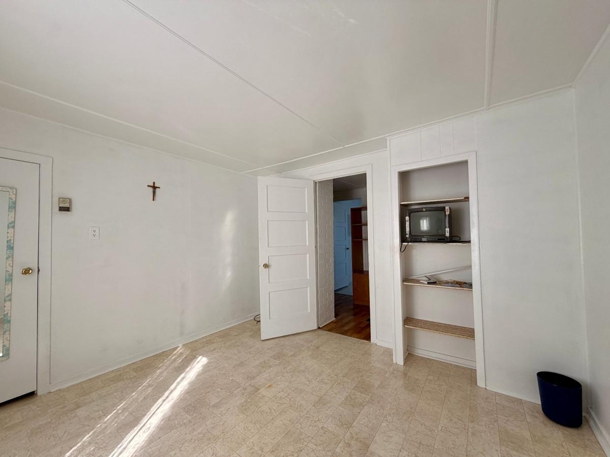 Détail d'une chambre avec fenestration