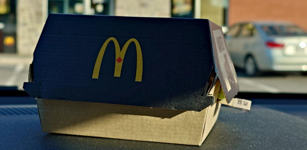 Boîte du burger poulet teriyaki de McDonald's