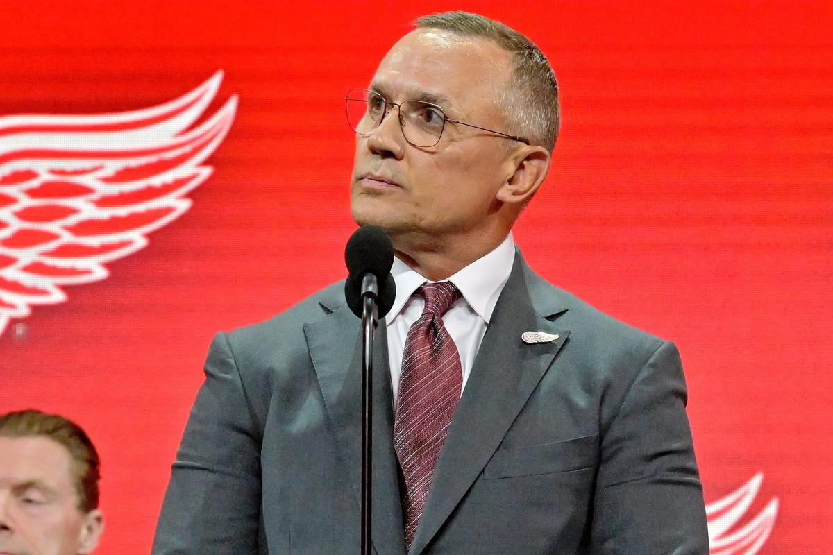 Steve Yzerman