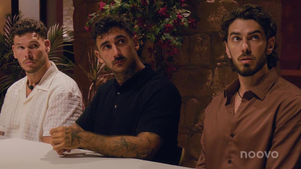 Frederick, Charles et Maxime à la table