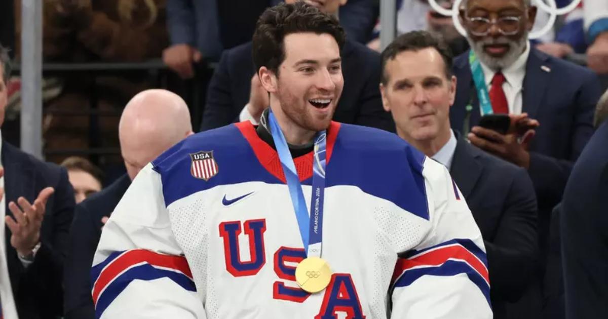 Jeremy Swayman Équipe USA médaille or 2026