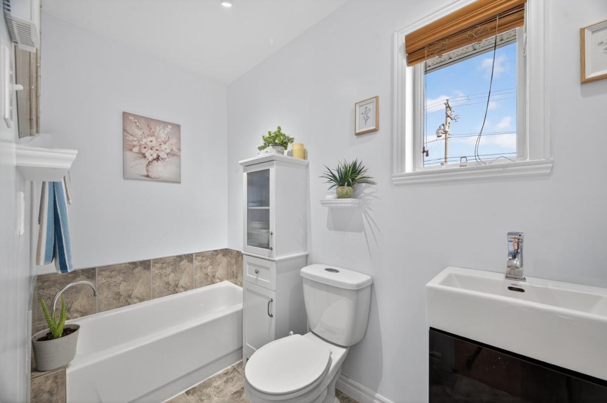 Première salle de bain