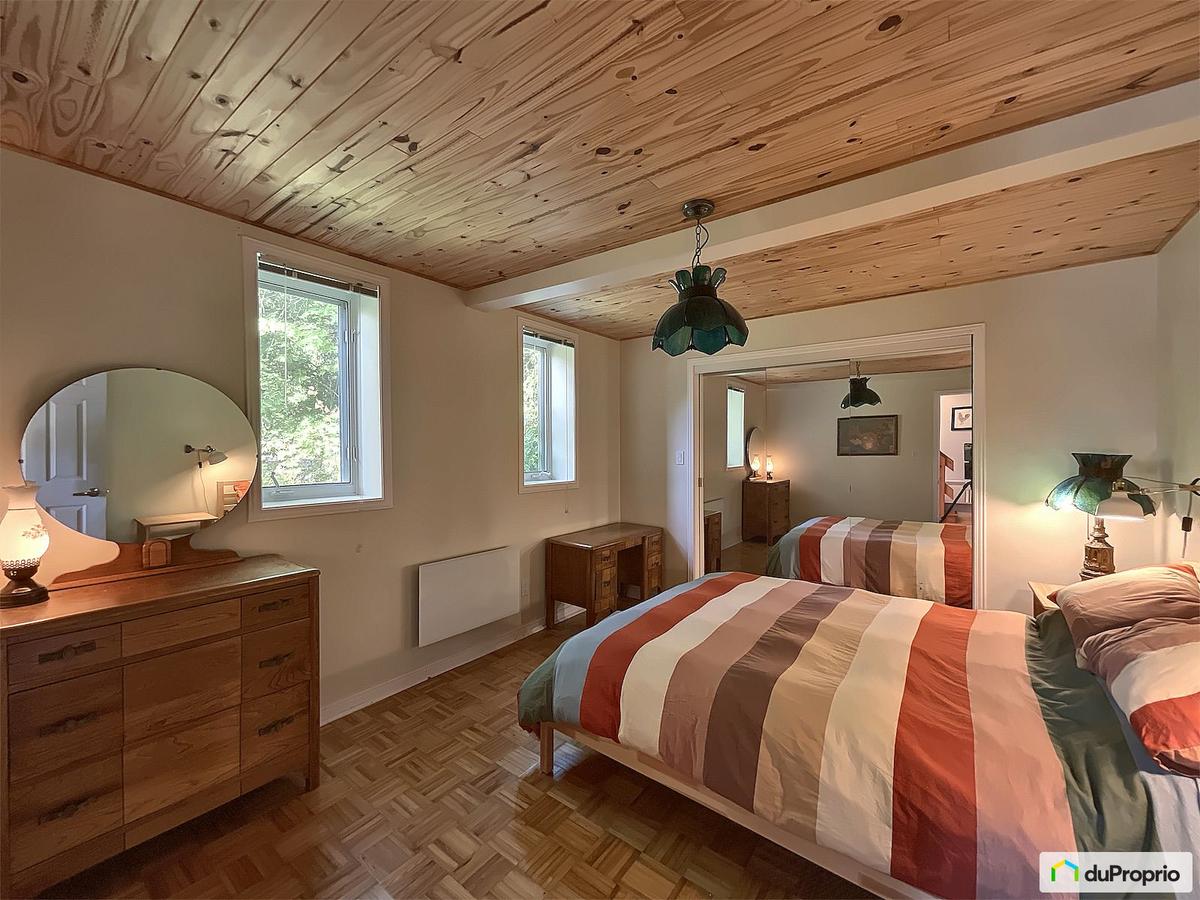 Guillaume Cyr vend son chalet à Austin