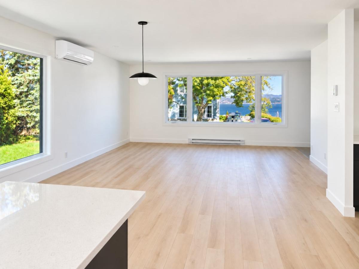 Cuisine contemporaine avec îlot central
