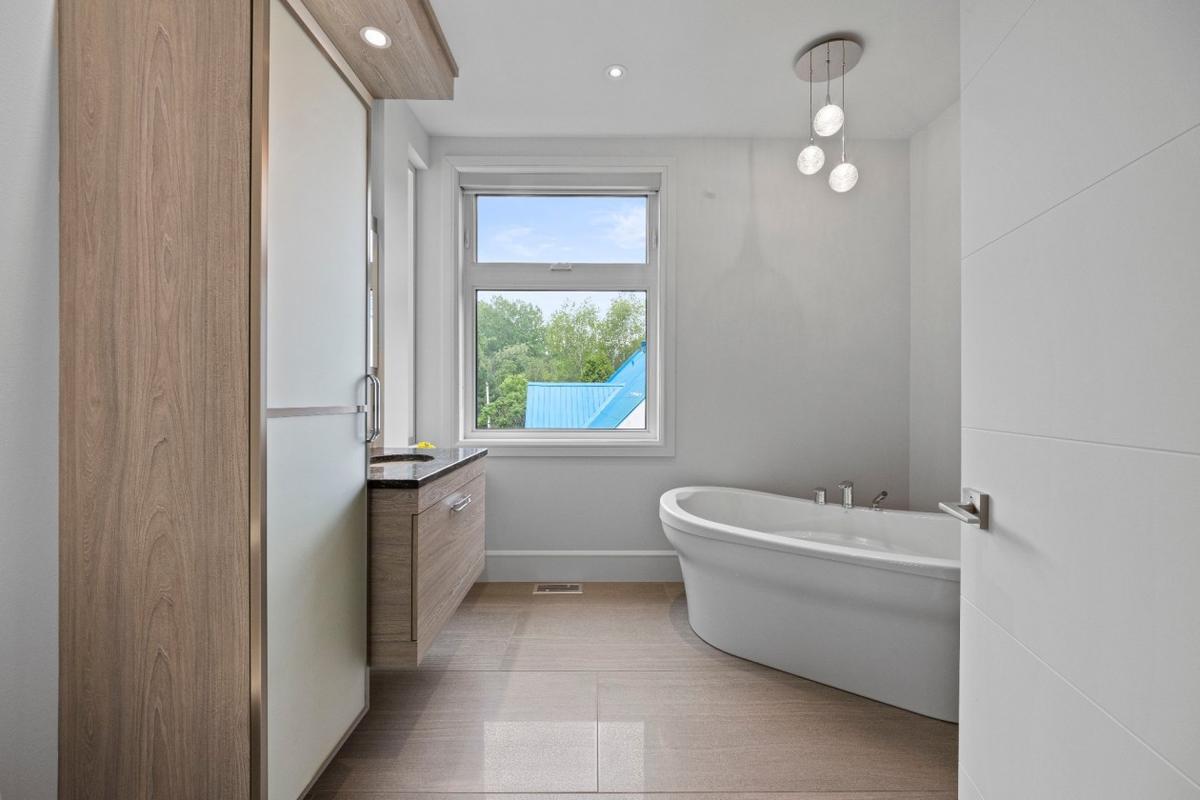Salle de bain de l'étage