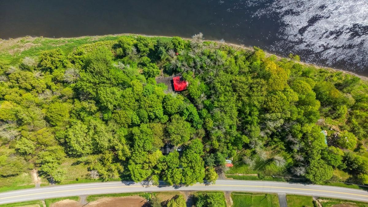 Le terrain en plongée