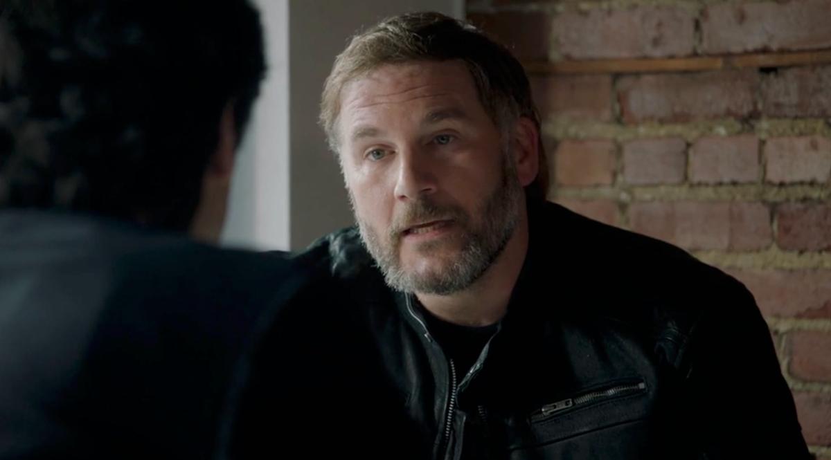 Karl Farah dans Antigang