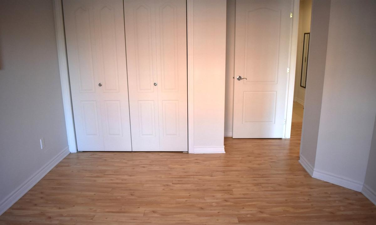 Rangement dans la chambre principale