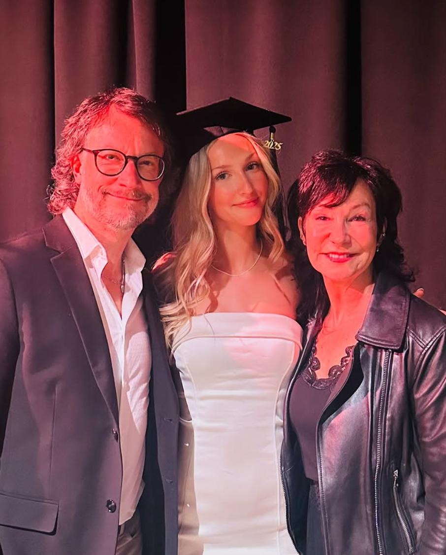 Josée Boudreault avec son conjoint et sa fille