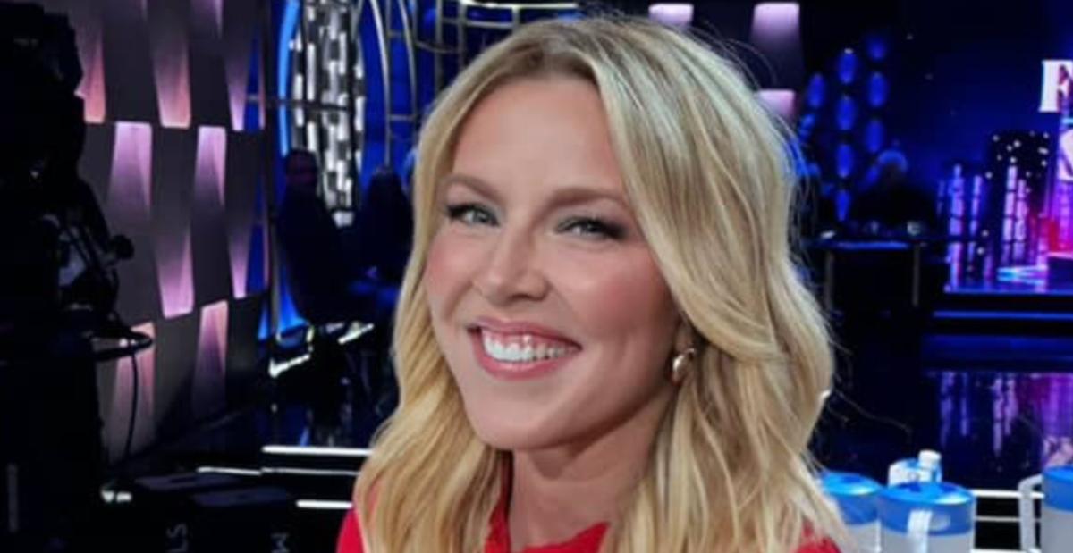 Julie Bélanger à Ça finit bien la semaine