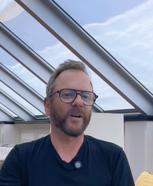 Kiefer Sutherland