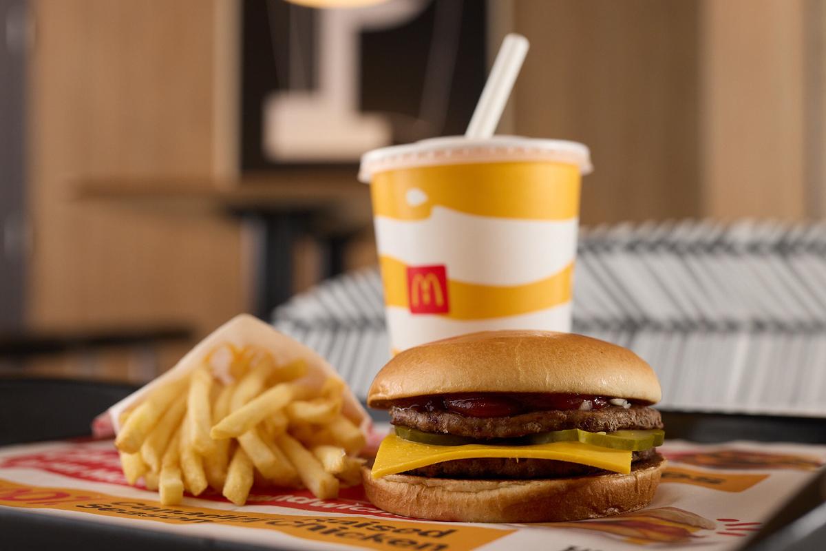Source photo: Groupe CNW/McDonald's Canada