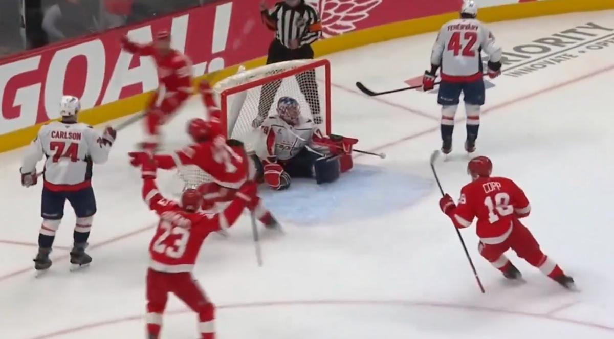 Alex DeBrincat's goal.