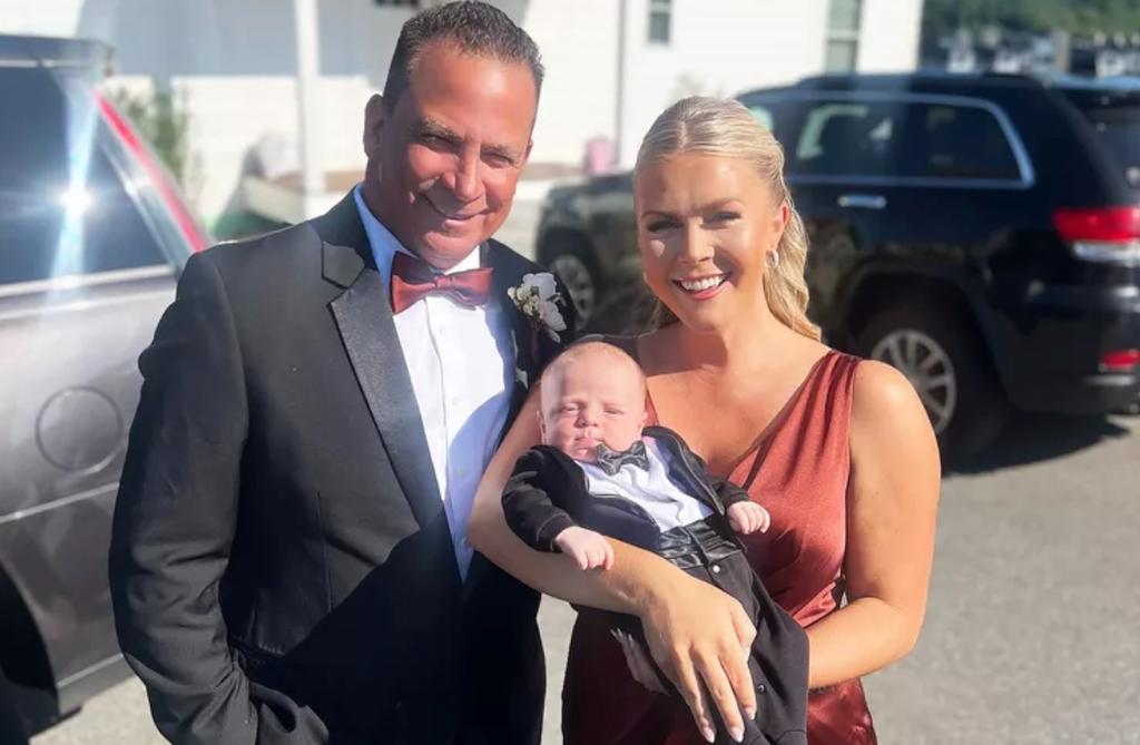 Karoline Leavitt et son amoureux Nicolas Riccio et leur fils