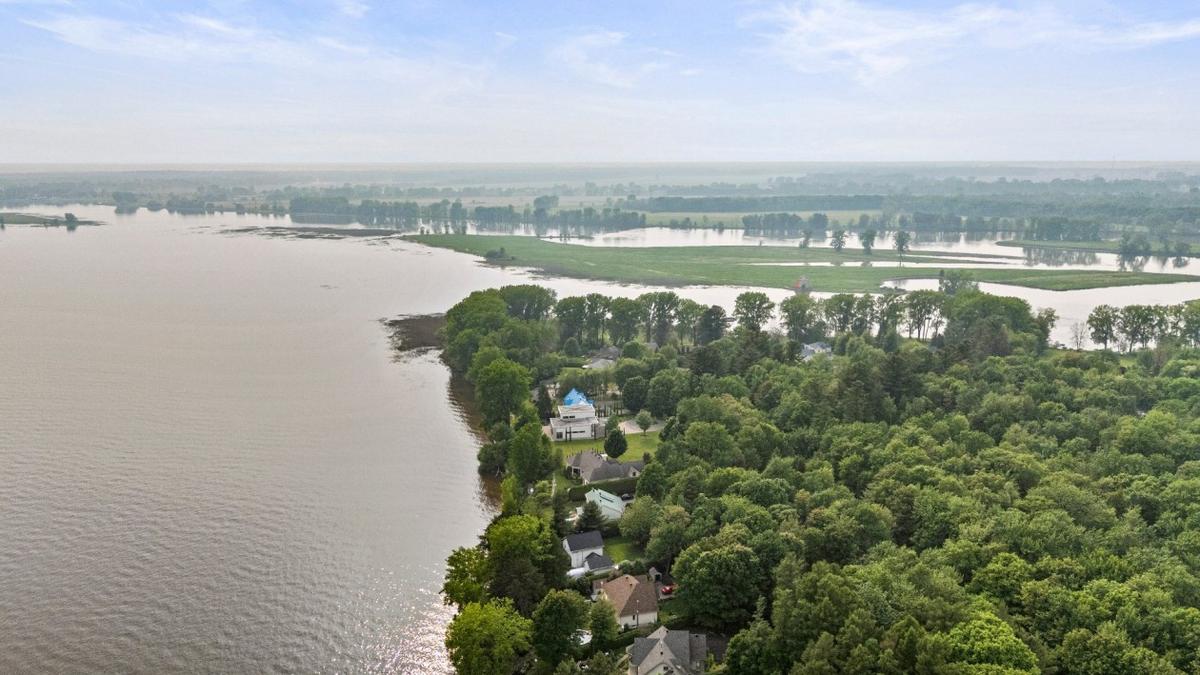 Panorama du bord de l'eau