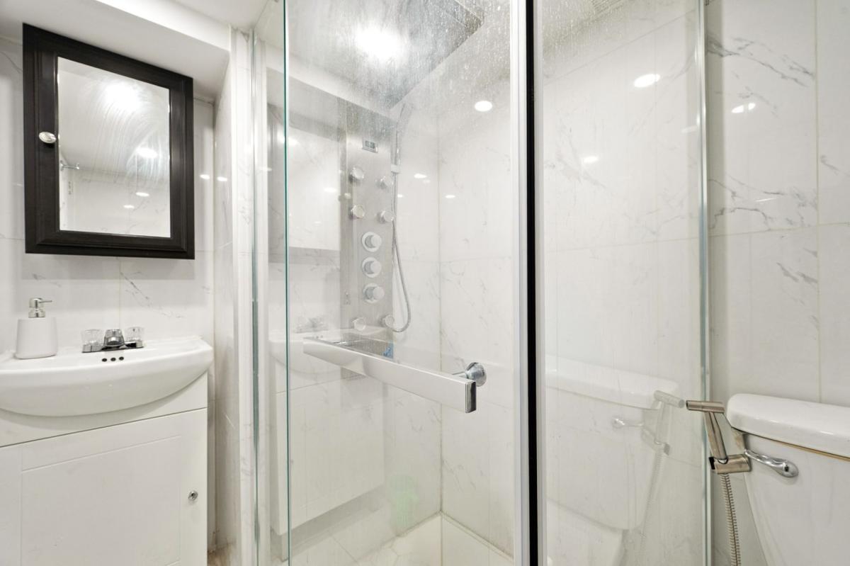 Salle de bain du sous-sol