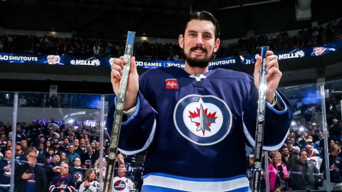 Connor Hellebuyck