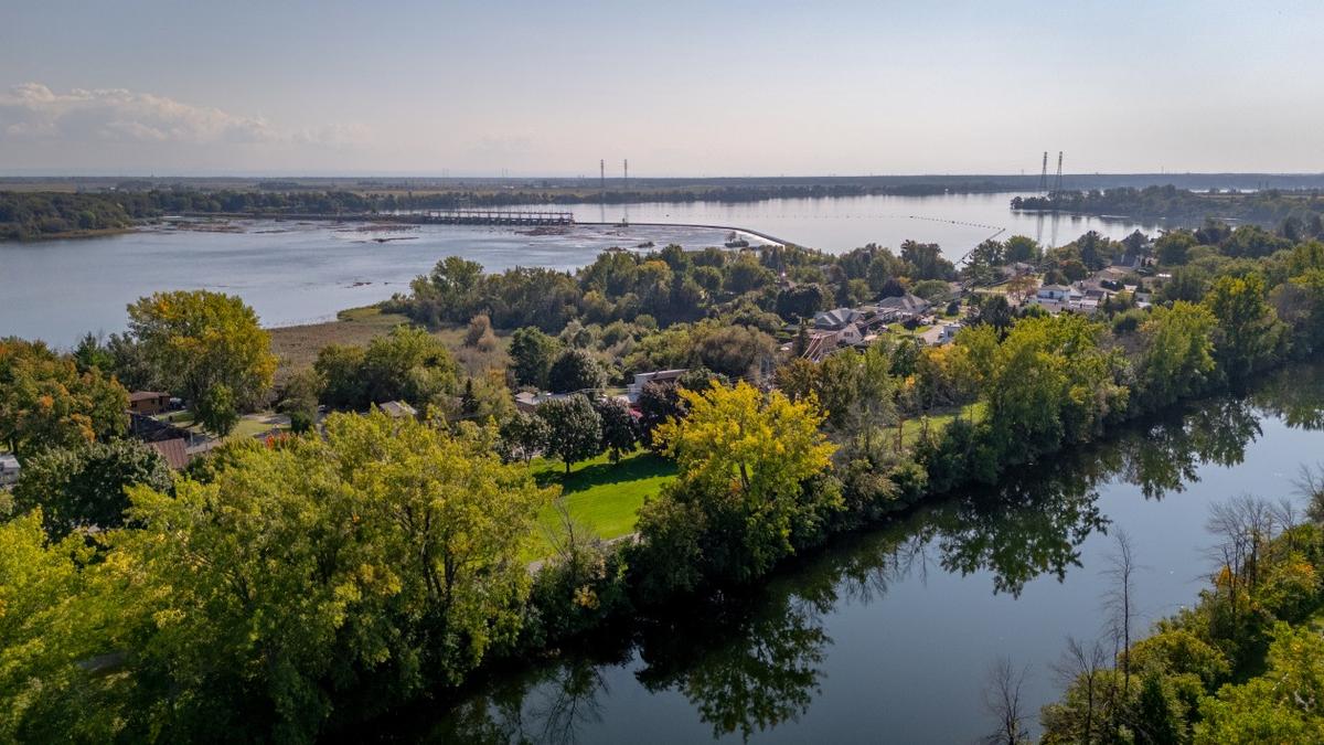 Vue extérieure de la propriété