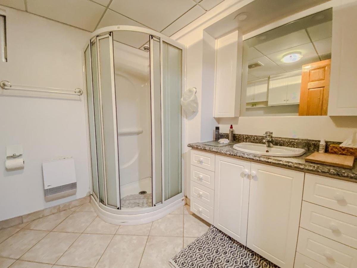 Salle de bain du sous-sol