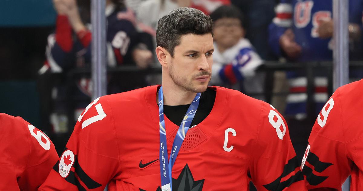 Sidney Crosby-Silver Medal-Bruce Bennett-Getty Images