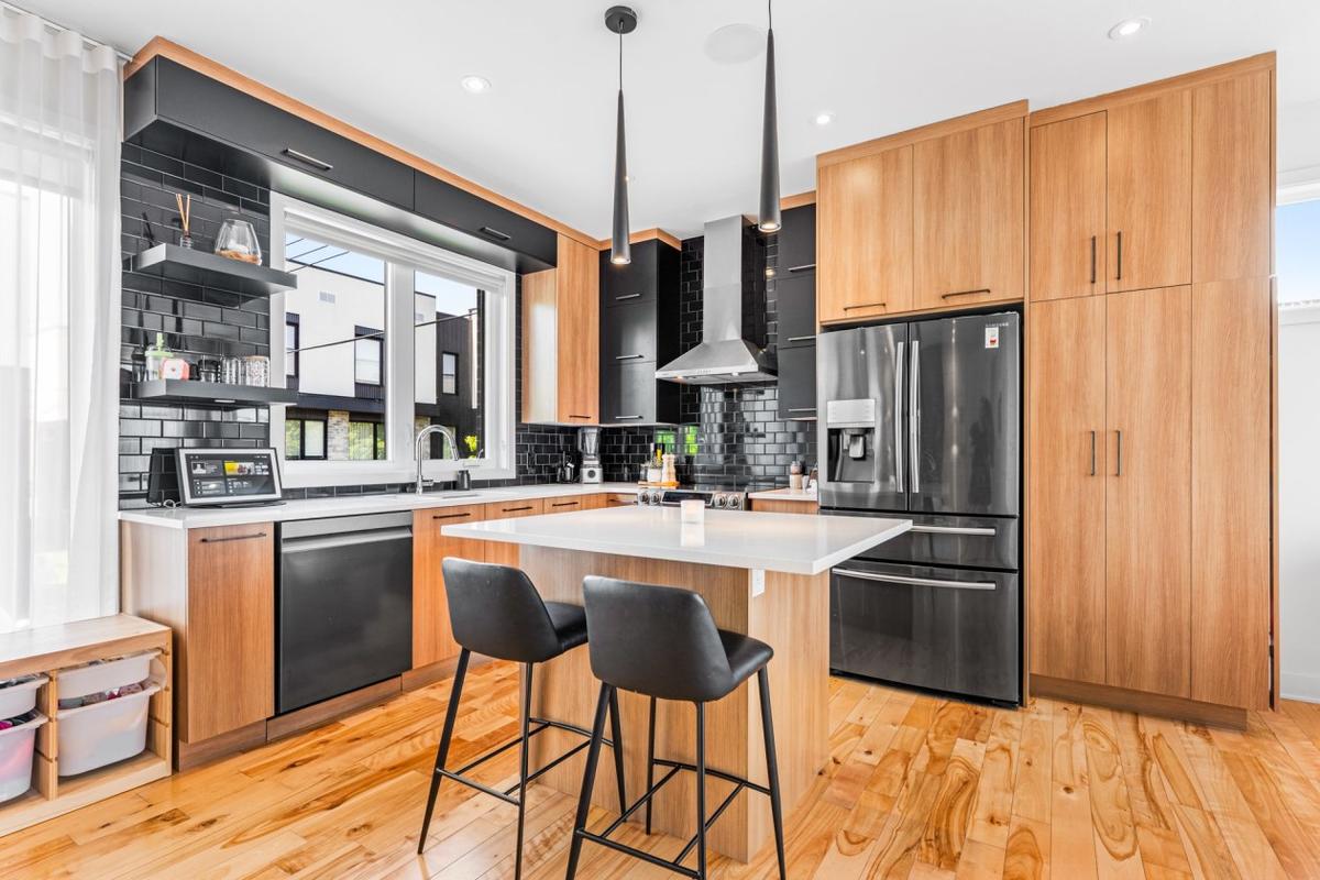Cuisine moderne avec îlot central