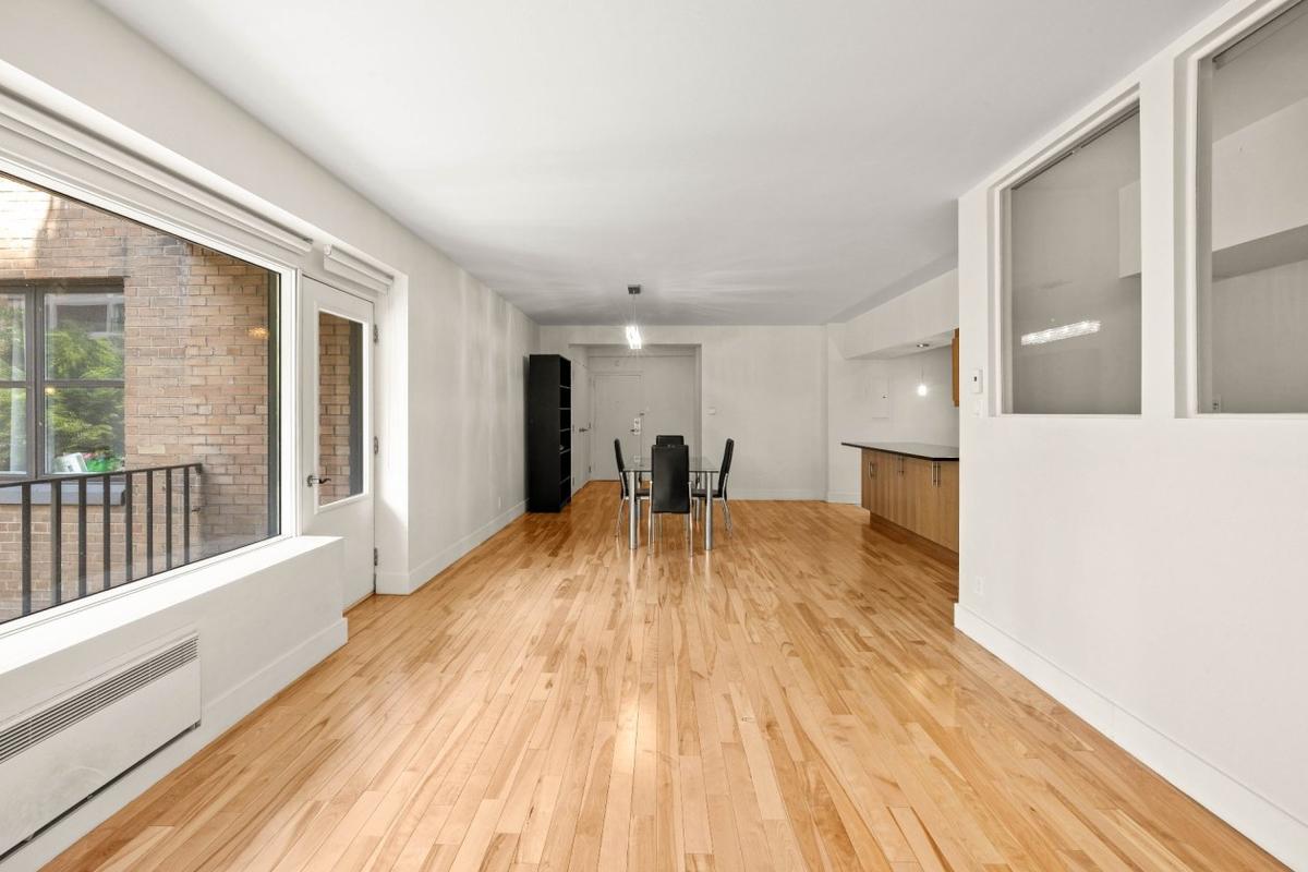 Le salon vu depuis un autre angle