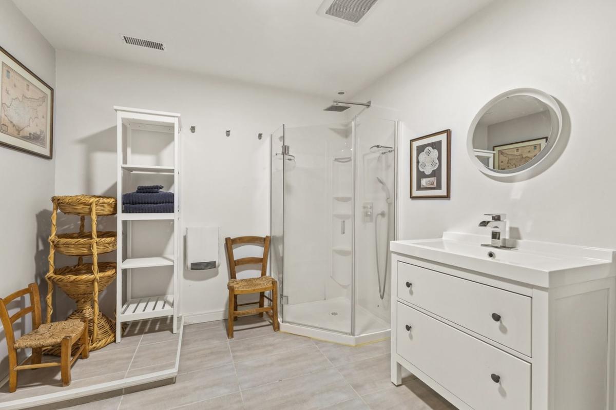 Salle de bain du sous-sol