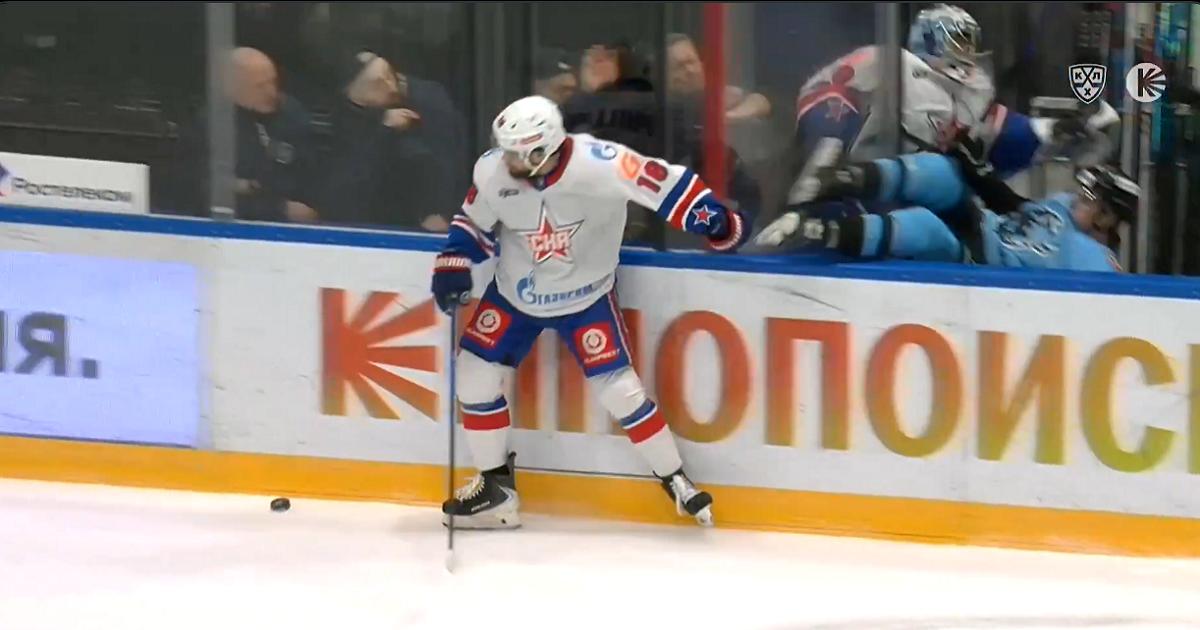 KHL goalie bench