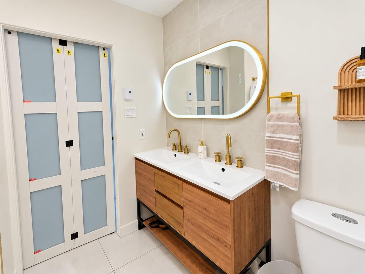 Finitions de la salle de bain