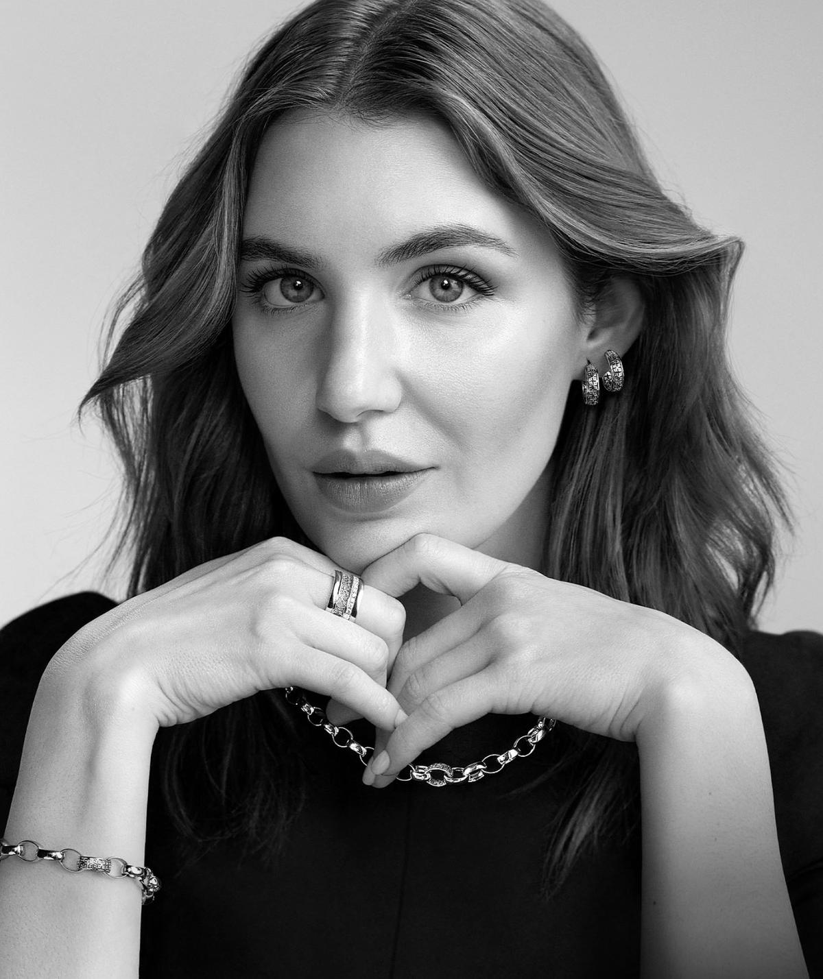 Sophie Nélisse devient l'ambassadrice de Birks