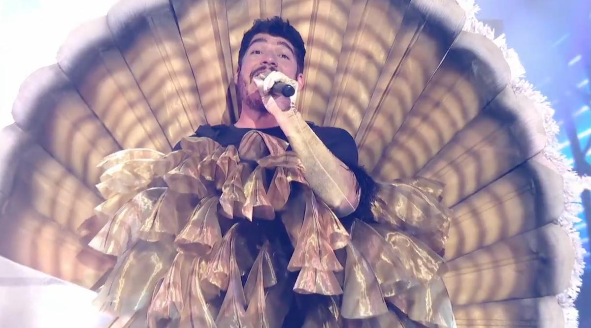 Jason Roy Léveillée à Chanteurs Masqués