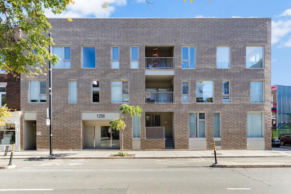 Façade de l'immeuble sur le boulevard De Maisonneuve