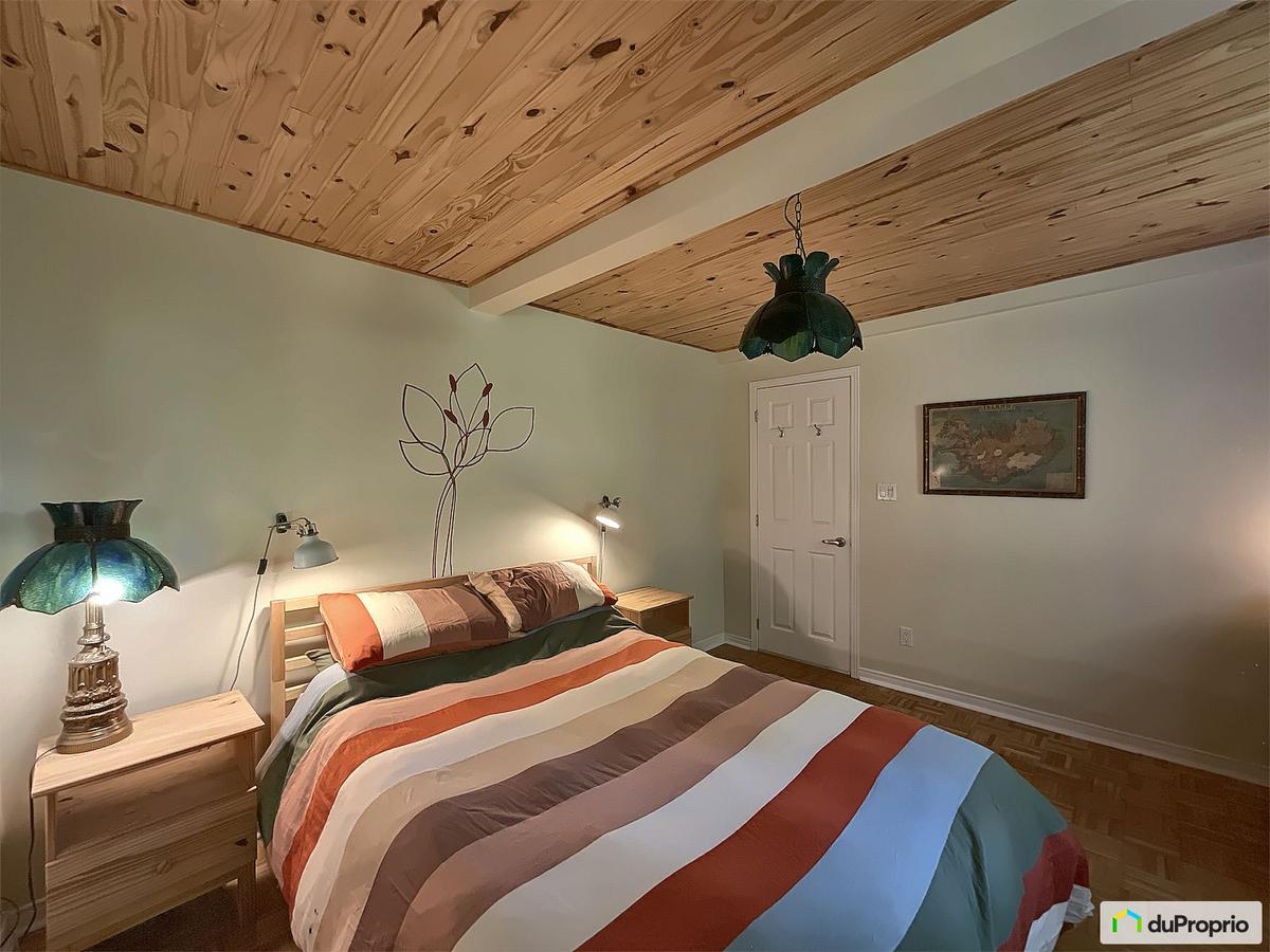 Guillaume Cyr vend son chalet à Austin