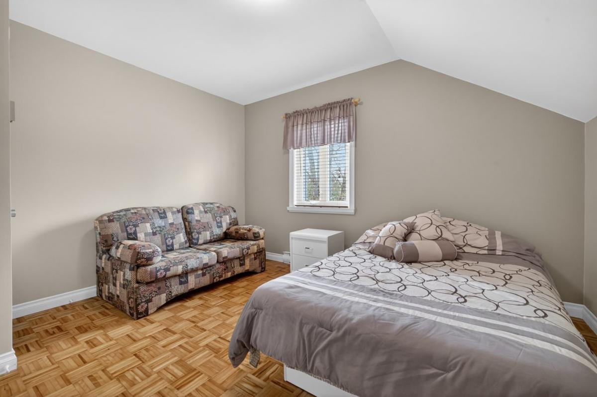 Autre chambre à l'étage