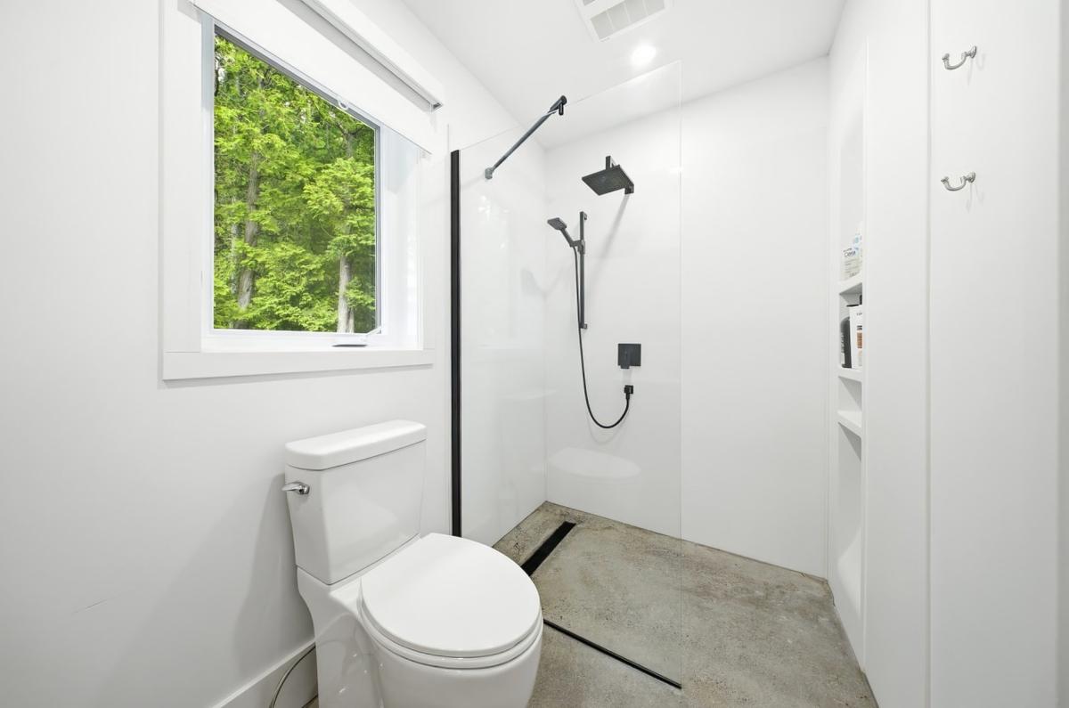 Salle de bain attenante