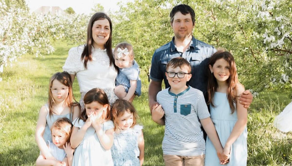 Jessyca Bédard et Jérôme Dion avec les enfants