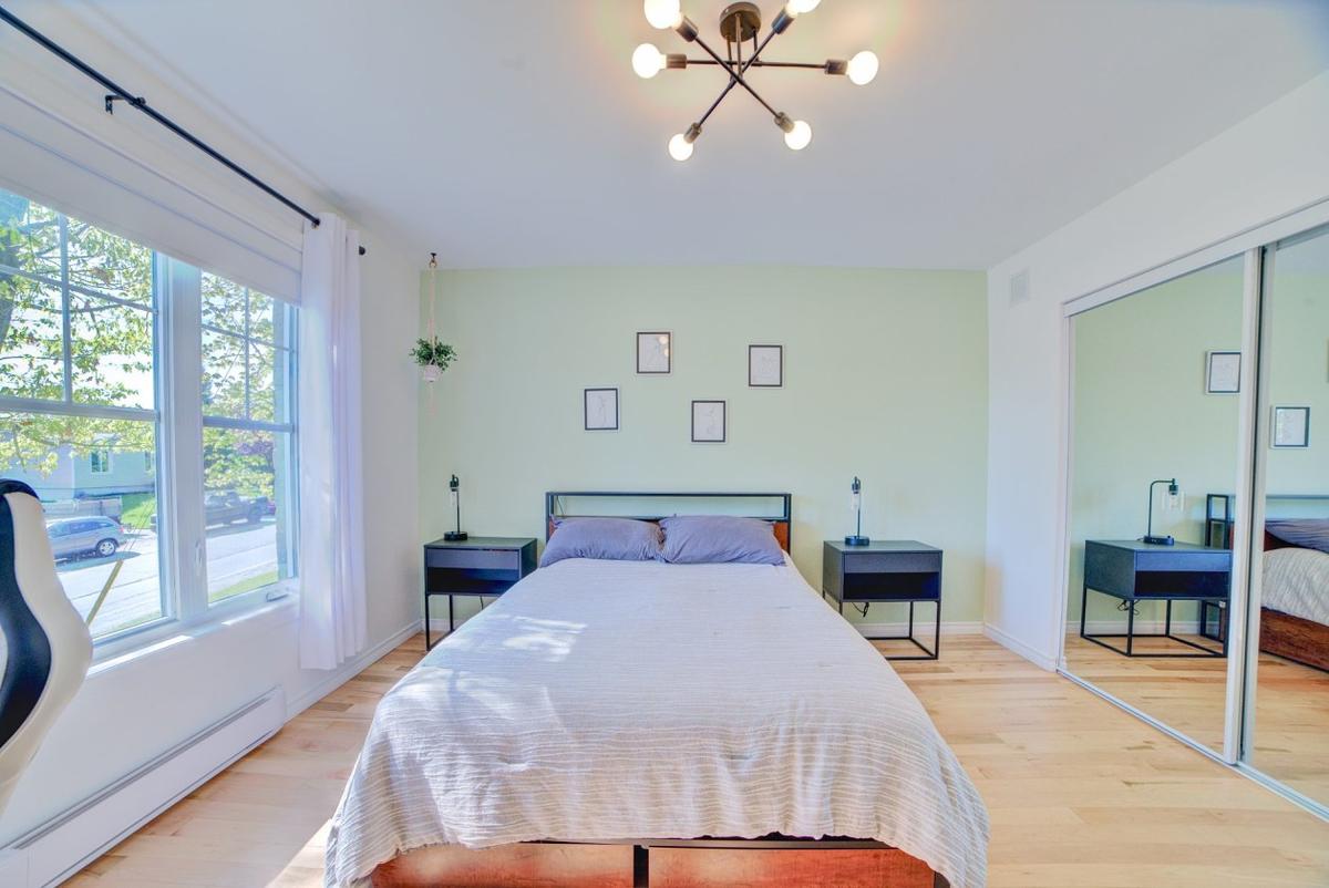 Autre angle de la chambre principale
