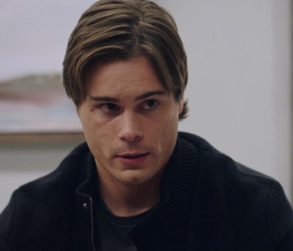 Félix Paquette dans Indéfendable