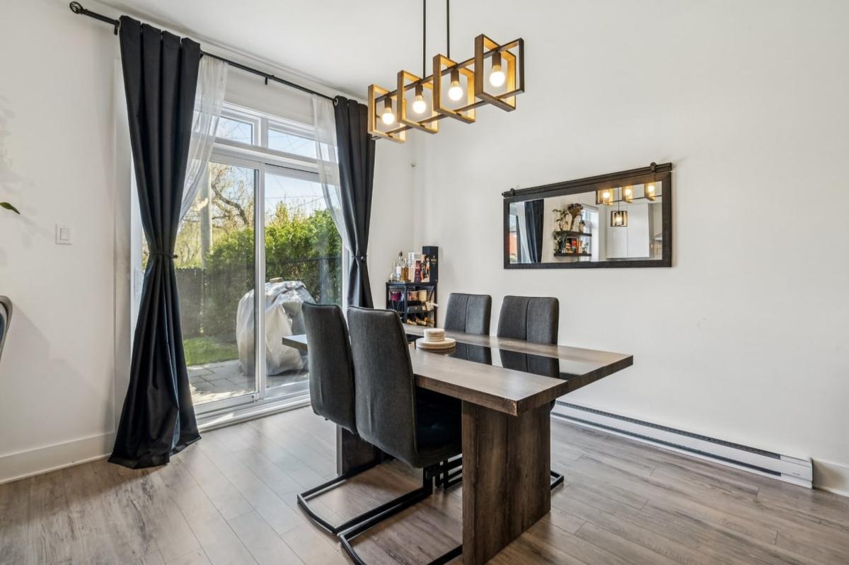 Lumineuse et moderne : une maison à étages clé en main à deux pas de la Baie Miller à Boisbriand