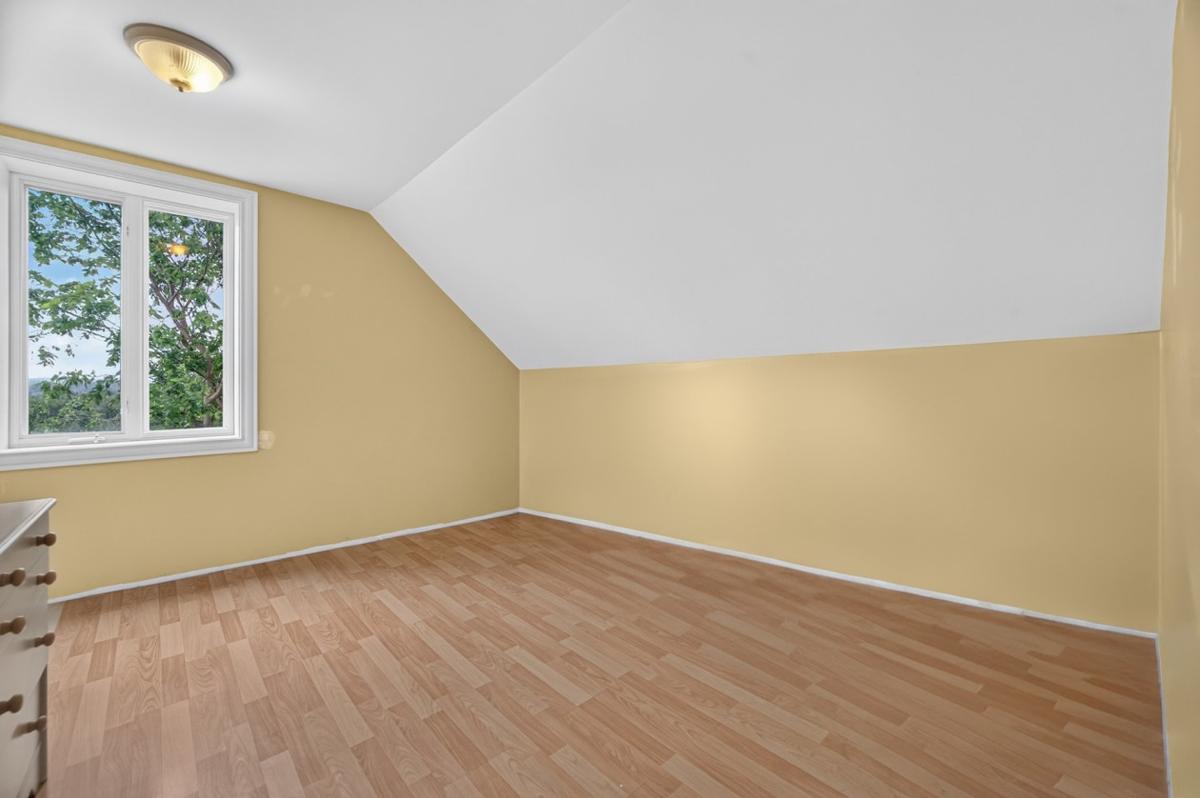 Espace de rangement dans une chambre