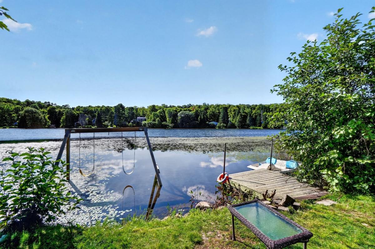 Le lac Siesta vu depuis la propriété