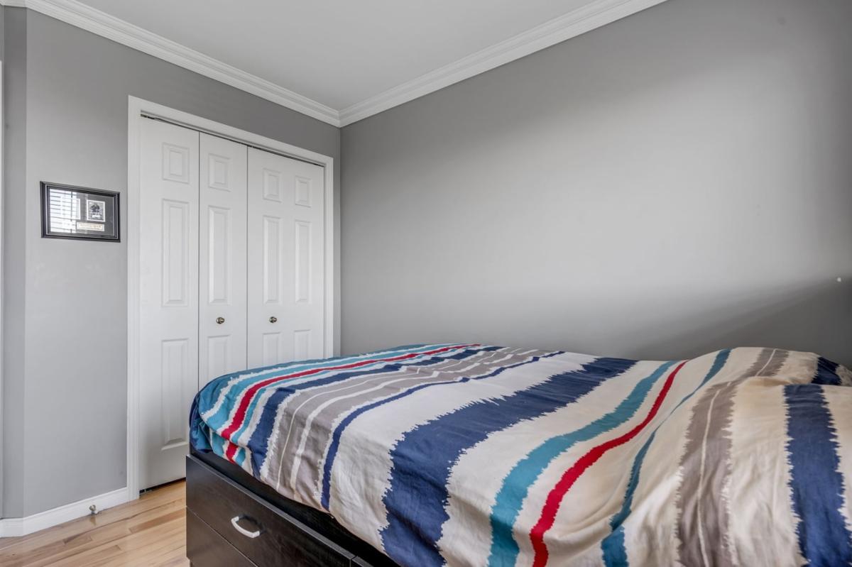 Rangement dans une chambre