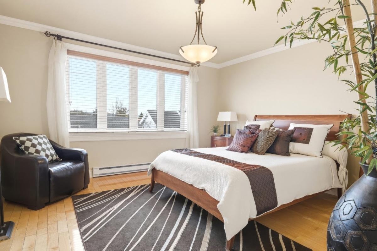 Chambre principale spacieuse