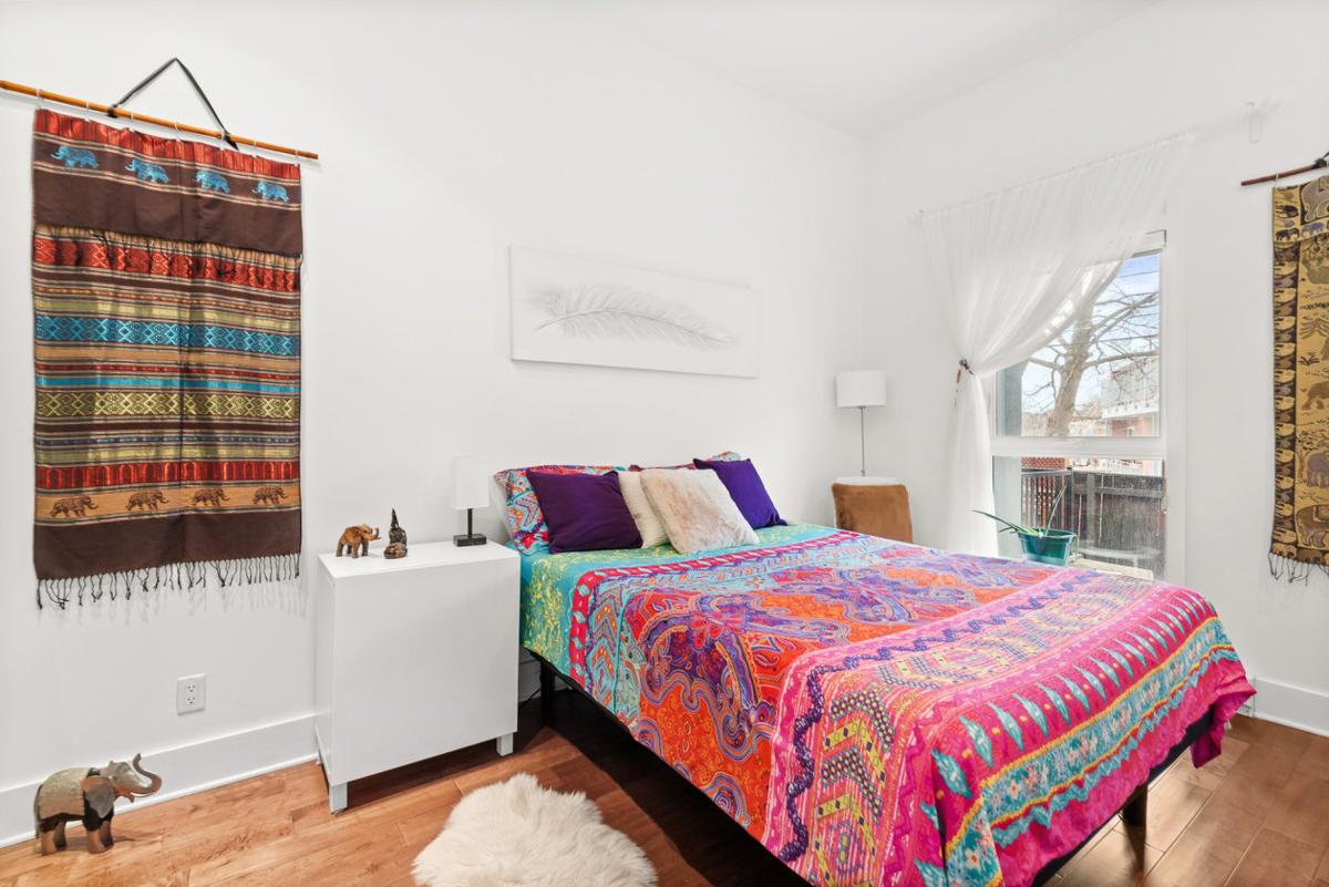 Autre angle de la chambre principale