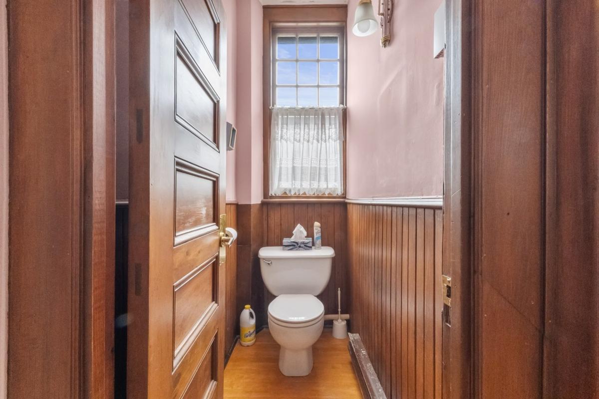 Salle d'eau au rez-de-chaussée