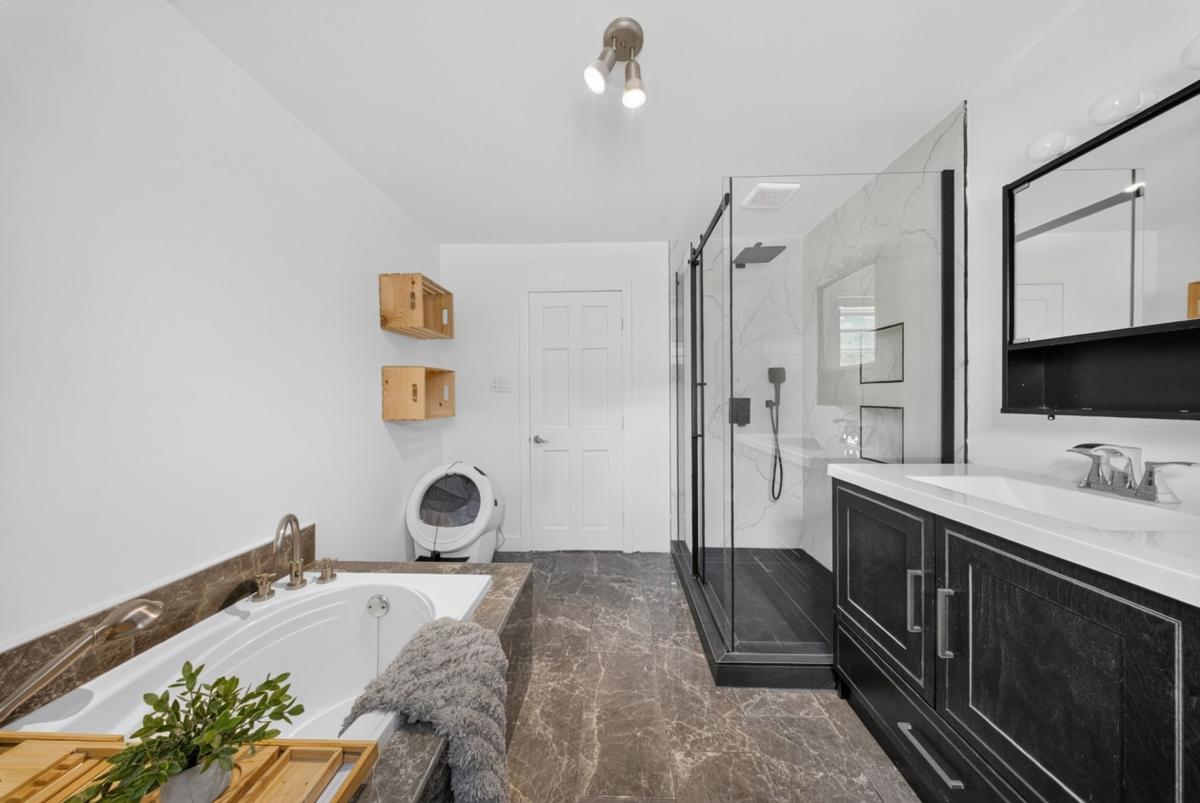 Détail des finis de la salle de bain