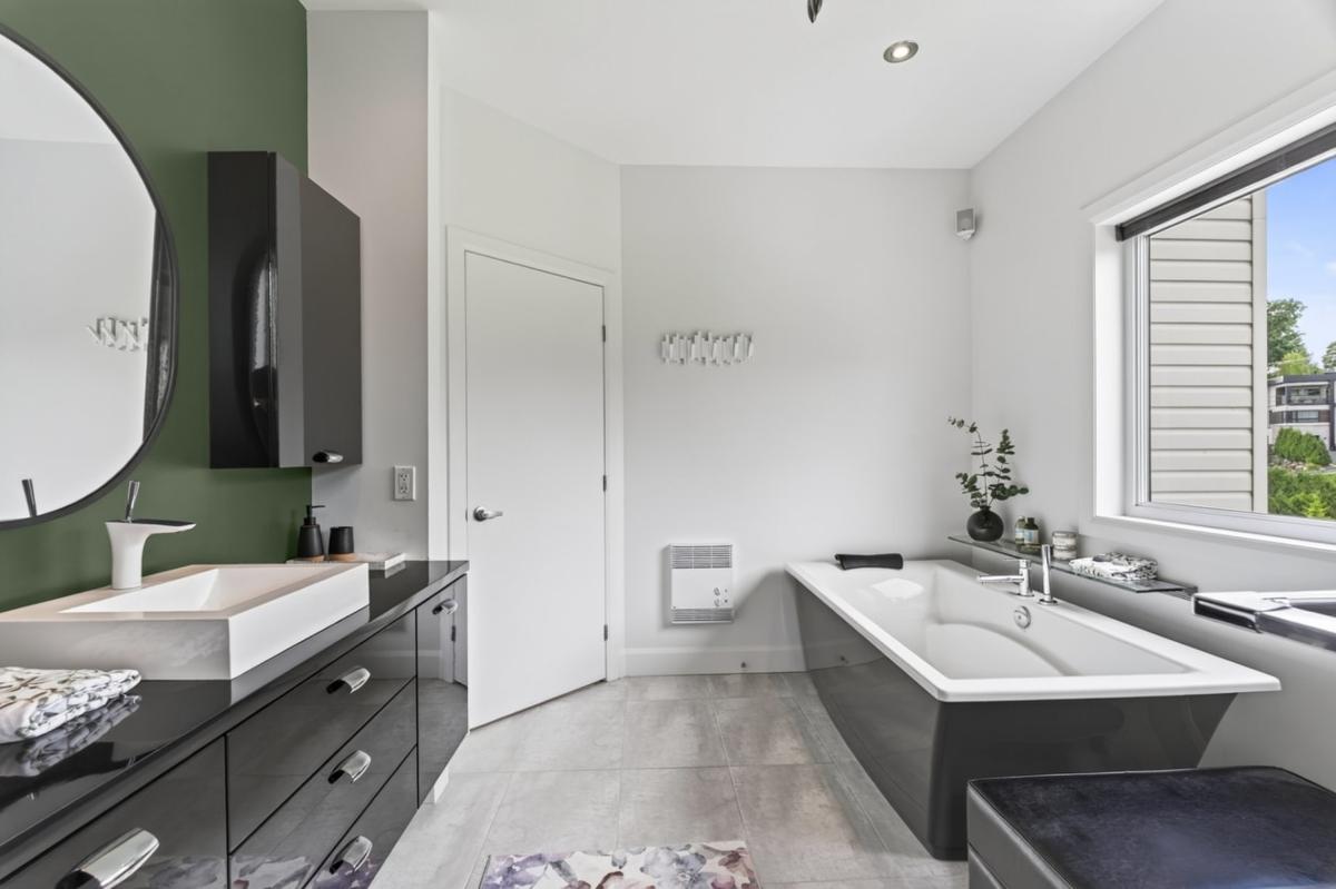 Salle de bain secondaire