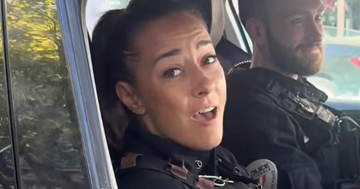 Policière